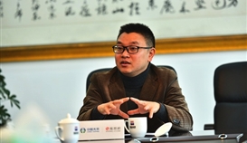 ��˾���³���һ��2���ٻ�����ģ�ƺ�